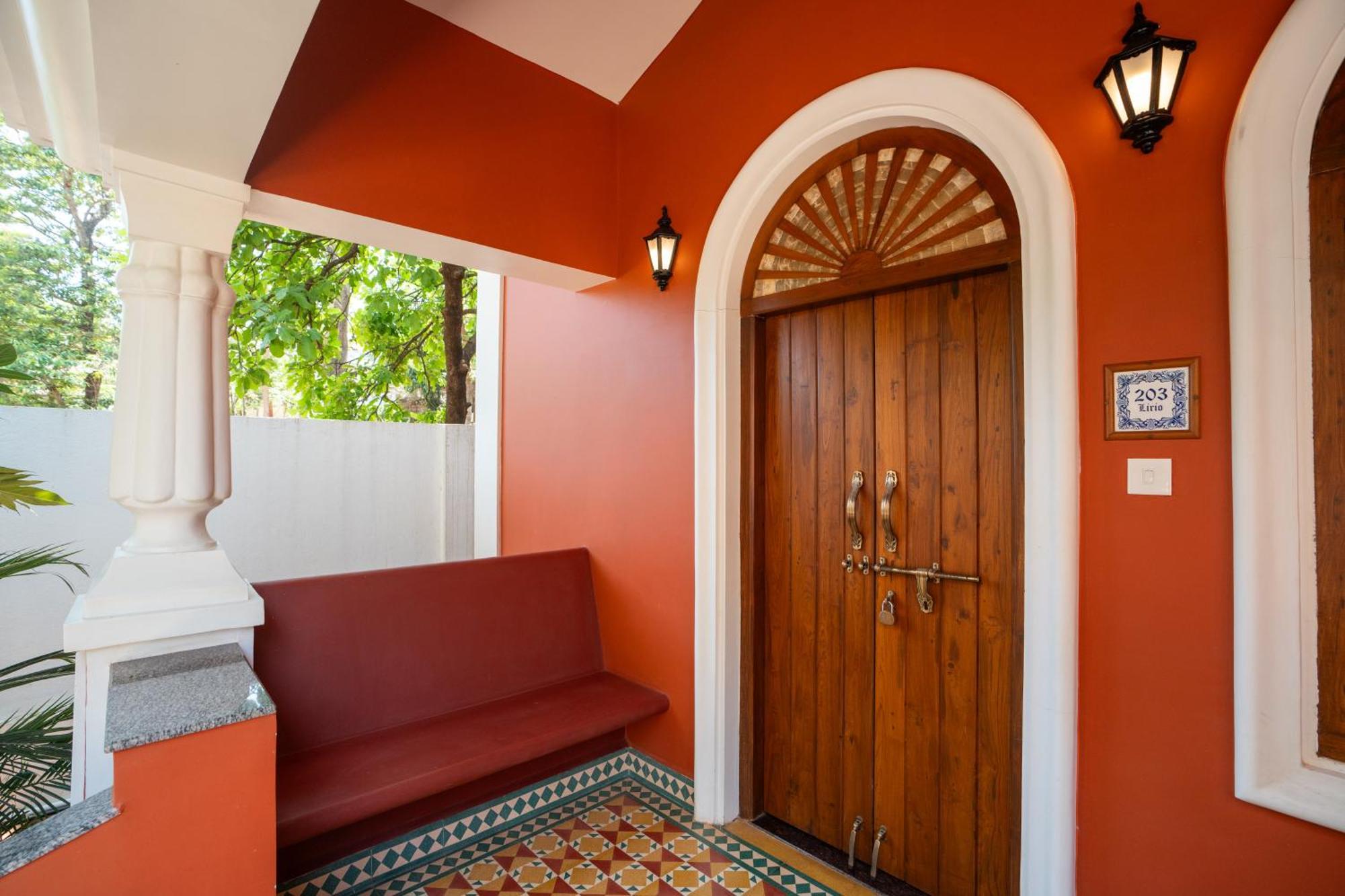 Hotel Casa Albuquerque Vagator Esterno foto
